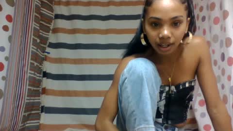 Snapshot of oooosoavizara chatting on July 10, 10:51 am oooosoavizara online show from July 10, 10:51 am