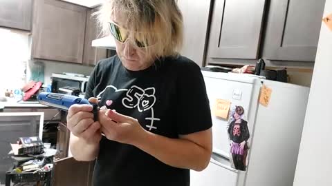 Snapshot of opalockajoe chatting on December 9, 3:50 am TsJojo online show from December 9, 3:50 am