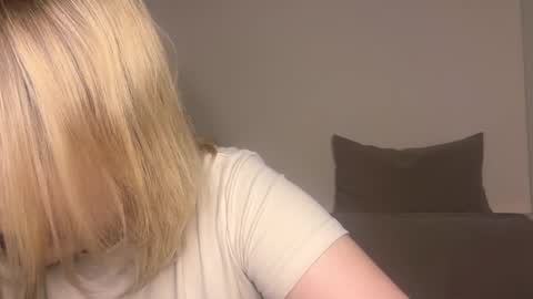 Ophelia online show from March 7, 9:56 pm