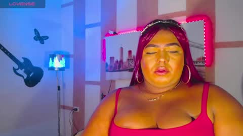 Snapshot of opraxbell chatting on November 16, 2:50 am OpraxBell online show from November 16, 2:50 am