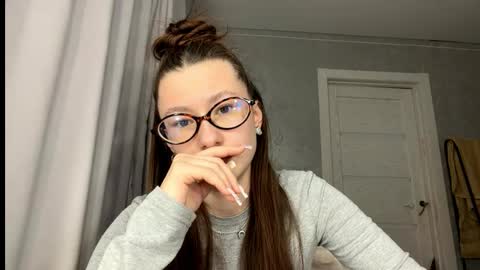 Eva  online show from March 4, 1:33 am