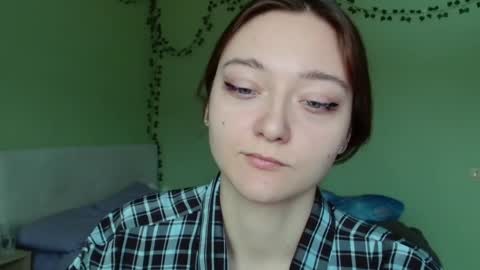 Snapshot of orange___melani chatting on February 1, 10:25 am Melani online show from February 1, 10:25 am