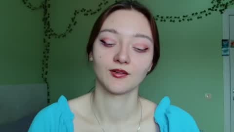 Snapshot of orange___melani chatting on February 7, 10:41 am Melani online show from February 7, 10:41 am