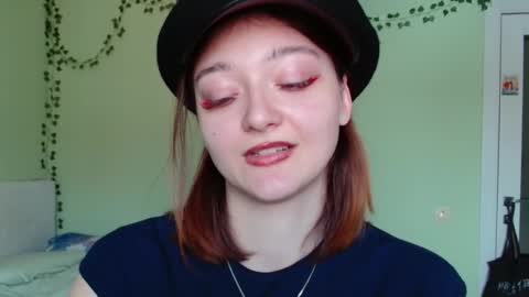 Snapshot of orange___melani chatting on March 8, 10:30 am Melani online show from March 8, 10:30 am
