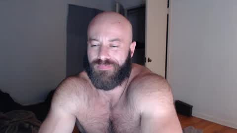 Snapshot of oregon87 chatting on December 2, 3:58 am The Oregon Lumberjack online show from December 2, 3:58 am