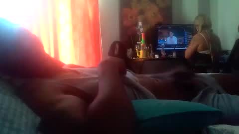 Snapshot of orgasmictruth chatting on November 2, 4:20 pm orgasmictruth online show from November 2, 4:20 pm