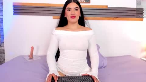 Snapshot of oriana__03 chatting on November 23, 6:30 pm Oriana online show from November 23, 6:30 pm