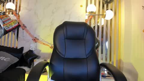 oriana_gh online show from October 31, 3:29 am