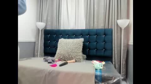 Oriana  online show from April 14, 11:27 am