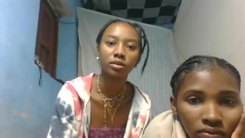 orianie064 online show from June 28, 4:40 am