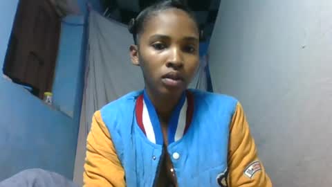orianie064 online show from July 5, 7:26 am