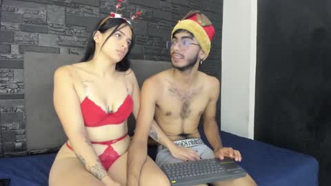 Snapshot of orion_perla chatting on December 23, 4:01 am orion y perla online show from December 23, 4:01 am