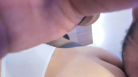 Snapshot of orion_perla chatting on March 11, 1:37 am orion y perla online show from March 11, 1:37 am