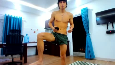 Fansly and Instagram -  online show from December 6, 10:49 am