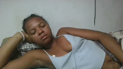 ornellahhh online show from October 21, 2:01 am