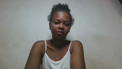 ornellahhh online show from November 5, 11:05 pm