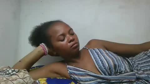 ornellahhh online show from November 14, 10:47 am