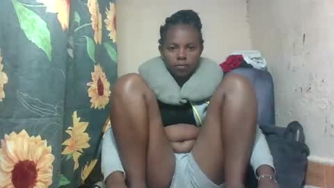 Snapshot of ornettee chatting on October 8, 9:01 pm ornettee online show from October 8, 9:01 pm