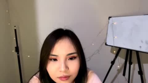 Snapshot of orphaajayi chatting on December 14, 12:32 pm Angel online show from December 14, 12:32 pm