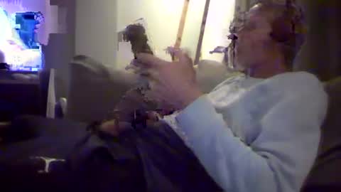 orwel09 online show from December 17, 8:32 pm