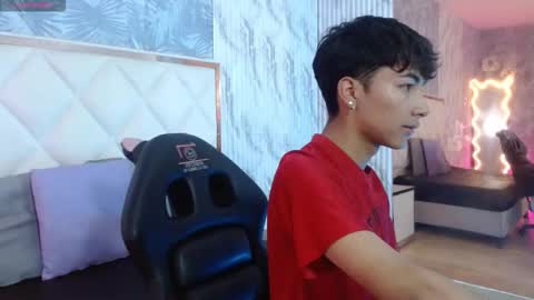 osamu_tay online show from January 15, 3:16 pm