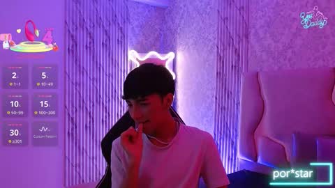 osamu_tay online show from March 19, 3:32 am