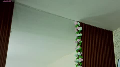osamu_tay online show from May 4, 3:02 am