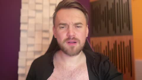 Oscar Steel Savage online show from January 30, 9:47 am