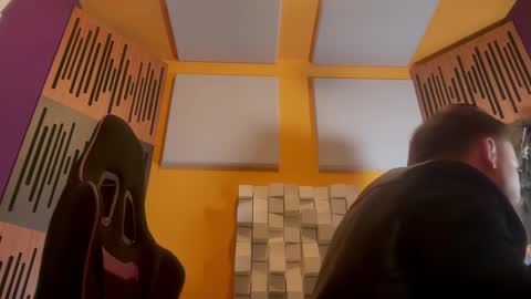 Oscar Steel Savage online show from February 28, 7:25 pm