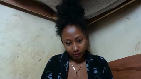 osinaa online show from May 31, 6:31 pm