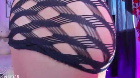 vella online show from February 12, 6:03 pm