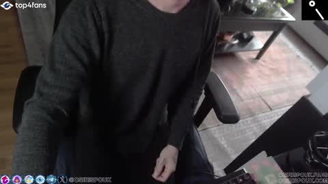 Snapshot of osirisbad chatting on January 26, 5:44 pm osirisbad online show from January 26, 5:44 pm