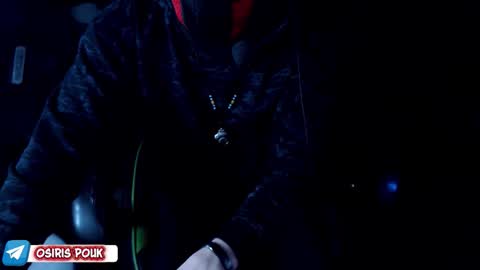 Snapshot of osirisbad chatting on January 16, 2:26 am osirisbad online show from January 16, 2:26 am