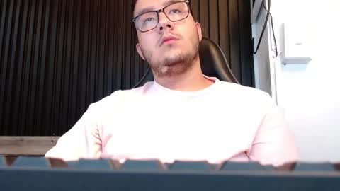 Snapshot of osomalicioso chatting on September 27, 4:50 am juan online show from September 27, 4:50 am