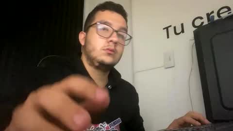 Snapshot of osomalicioso chatting on October 1, 7:58 am juan online show from October 1, 7:58 am