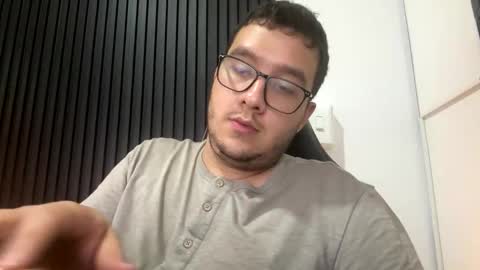 Snapshot of osomalicioso chatting on November 1, 5:53 am juan online show from November 1, 5:53 am