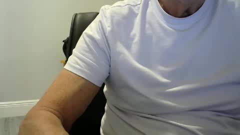 Ossi online show from January 17, 10:13 pm