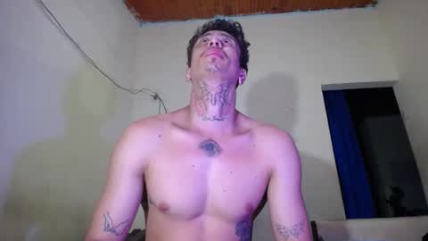 Snapshot of ostbot chatting on February 18, 4:30 am ostman online show from February 18, 4:30 am