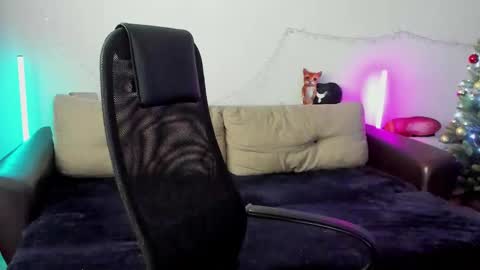 Ostin online show from December 19, 5:14 am