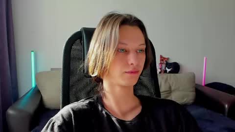 Ostin online show from April 21, 10:43 am