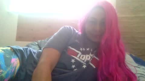 Snapshot of otherroomladycc chatting on December 20, 7:21 pm otherroomladycc online show from December 20, 7:21 pm