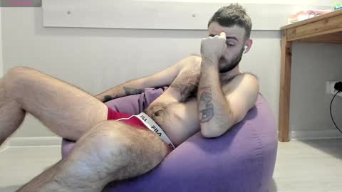 Otis online show from December 5, 2:42 am