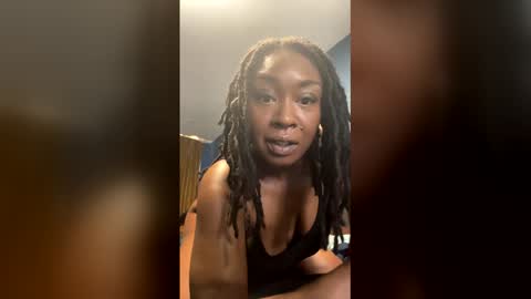 oursecretsidexxx online show from April 7, 7:25 pm