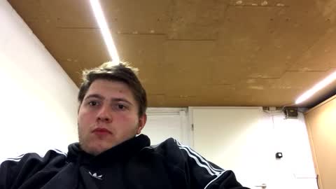 outflayd online show from January 5, 6:00 pm