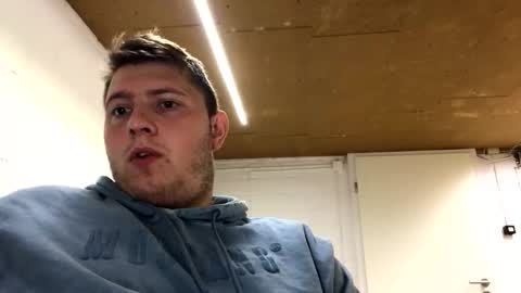 outflayd online show from April 15, 11:17 am