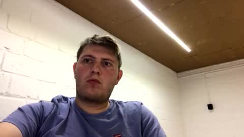 outflayd online show from April 23, 11:40 pm