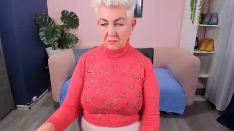 Snapshot of over50games chatting on November 2, 9:00 am Alla online show from November 2, 9:00 am