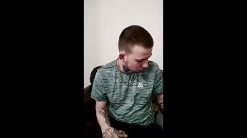 Owen kayz online show from April 12, 11:54 pm