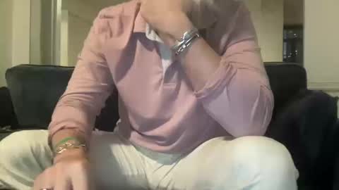 owen1john online show from October 16, 10:44 pm