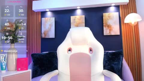 Owen online show from March 10, 8:36 pm